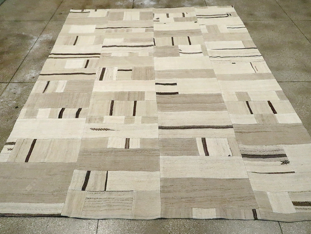 Contemporary Room Size Turkish Flatweave, No.30047 - Galerie Shabab