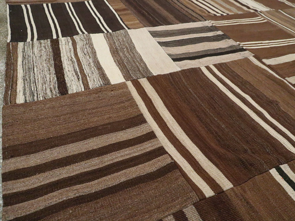 Contemporary Turkish Flatweave, No.30048 - Galerie Shabab
