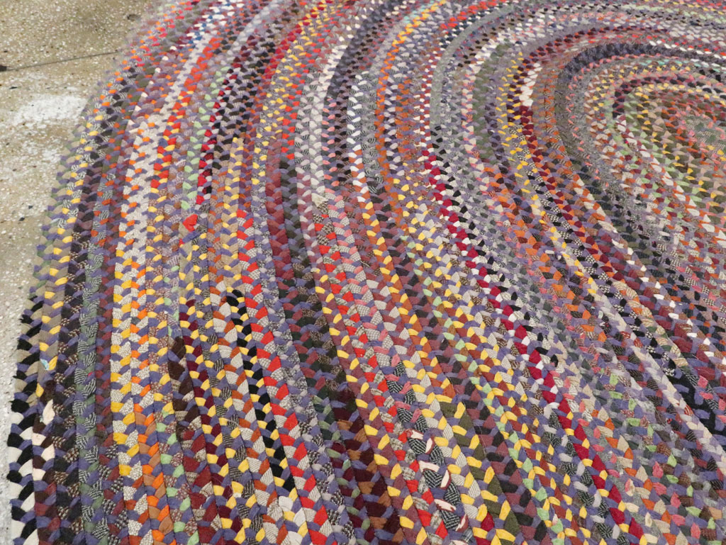 Vintage American Braid Round Oval Room Size Carpet, No.30051 - Galerie Shabab