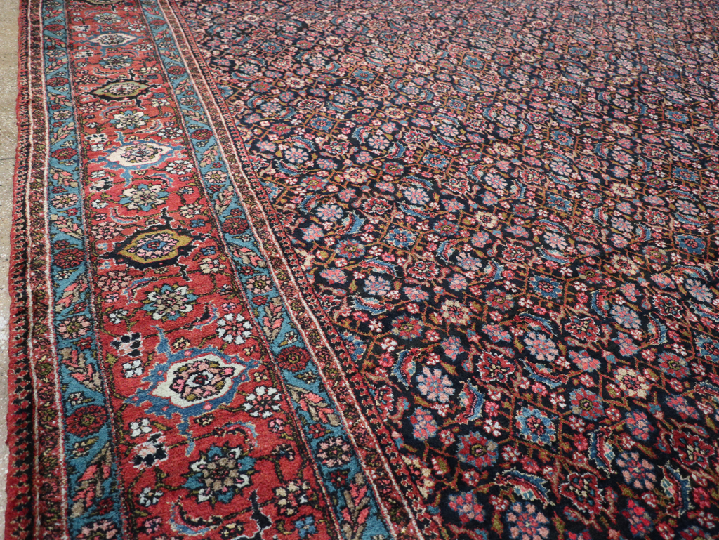 Antique Persian Bidjar Oversize Carpet, No.30056 - Galerie Shabab