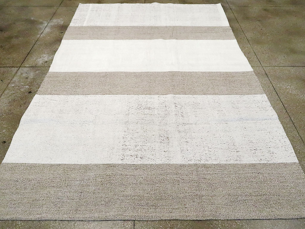 Contemporary Handmade Turkish Flatweave Kilim, No.30062 - Galerie Shabab