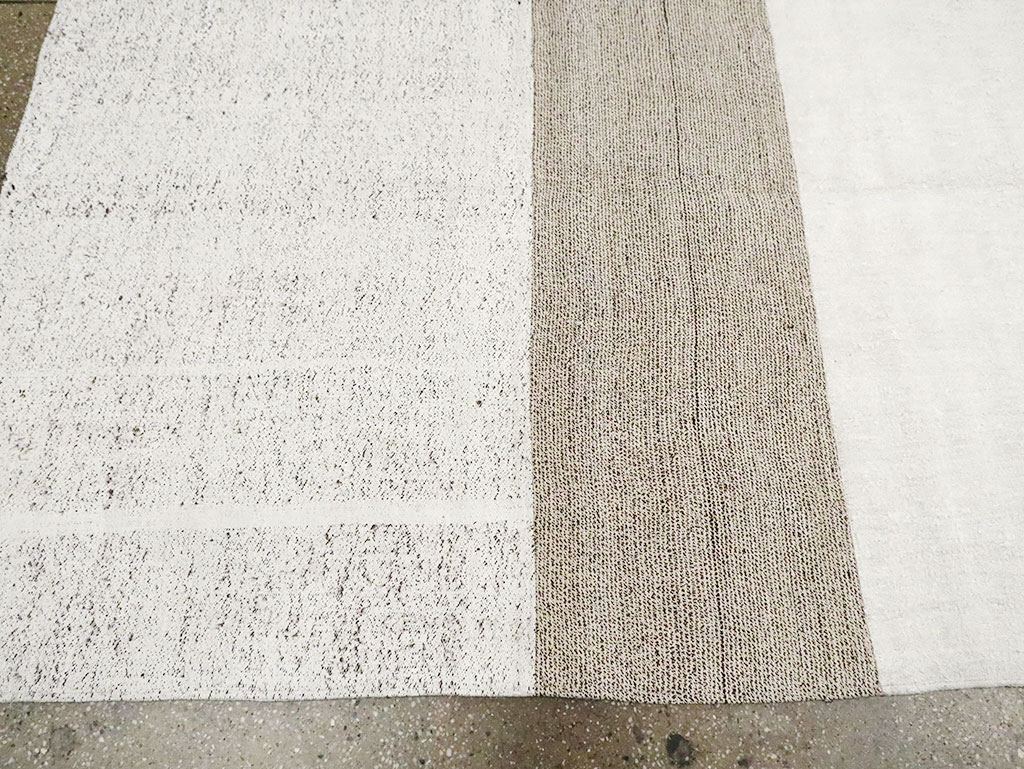 Contemporary Handmade Turkish Flatweave Kilim, No.30062 - Galerie Shabab