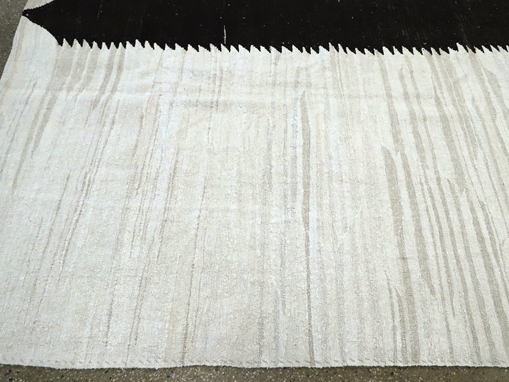 Contemporary Turkish Room Size Flatweave Kilim, No.30063 - Galerie Shabab