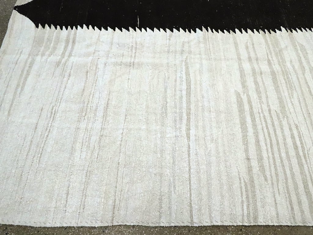 Contemporary Turkish Room Size Flatweave Kilim, No.30063 - Galerie Shabab