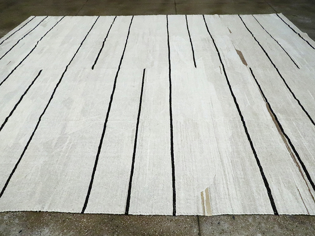 Contemporary Turkish Room Size Flatweave Kilim, No.30064 - Galerie Shabab