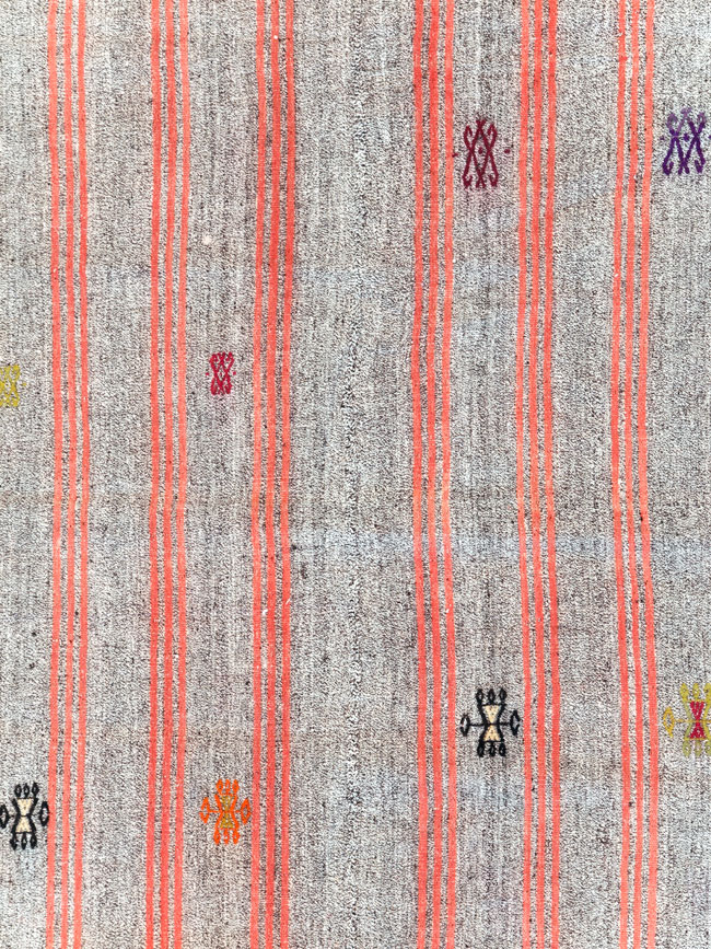 Mid-20th Century Handmade Turkish Flatweave Kilim, No.30068 - Galerie Shabab