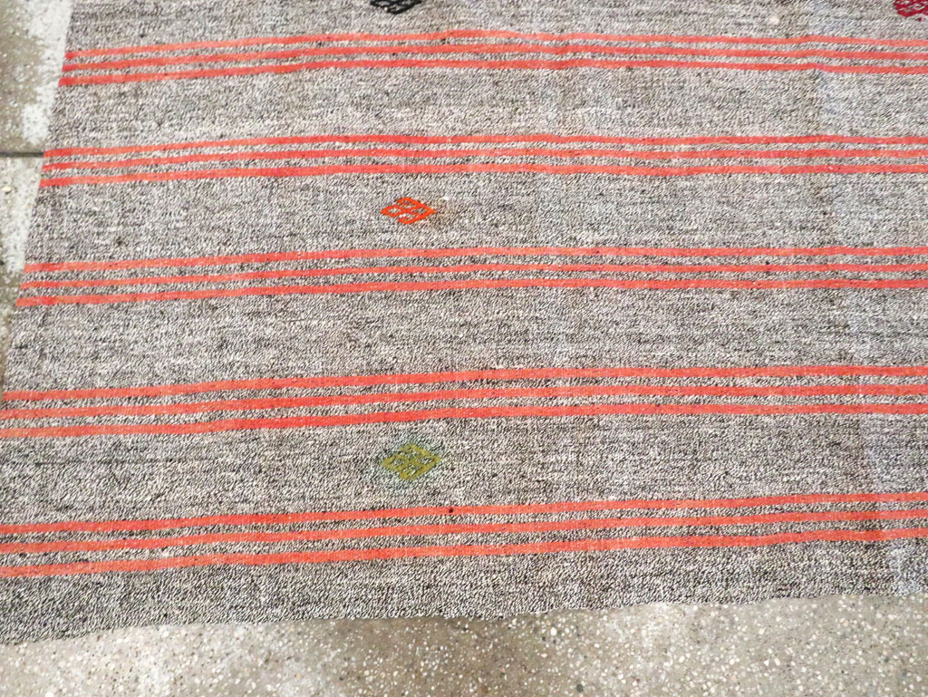 Mid-20th Century Handmade Turkish Flatweave Kilim, No.30068 - Galerie Shabab