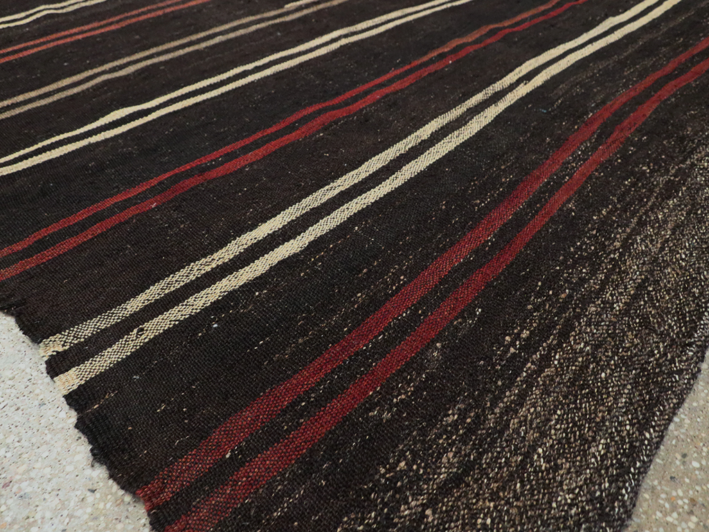 Mid-20th Century Handmade Turkish Flatweave Kilim, No.30072 - Galerie Shabab