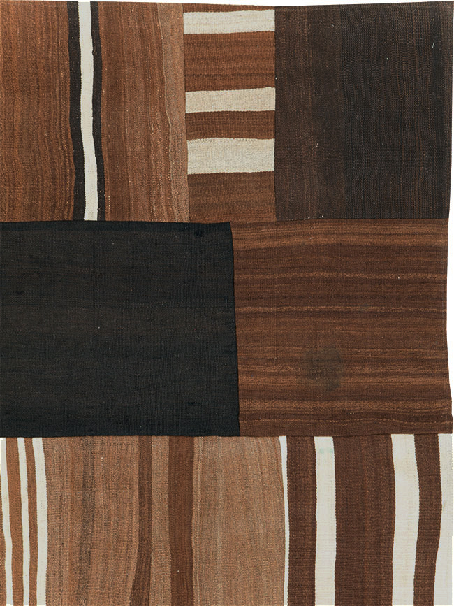 Contemporary Patchwork Turkish Flatweave Kilim Accent Rug, No.30077 - Galerie Shabab