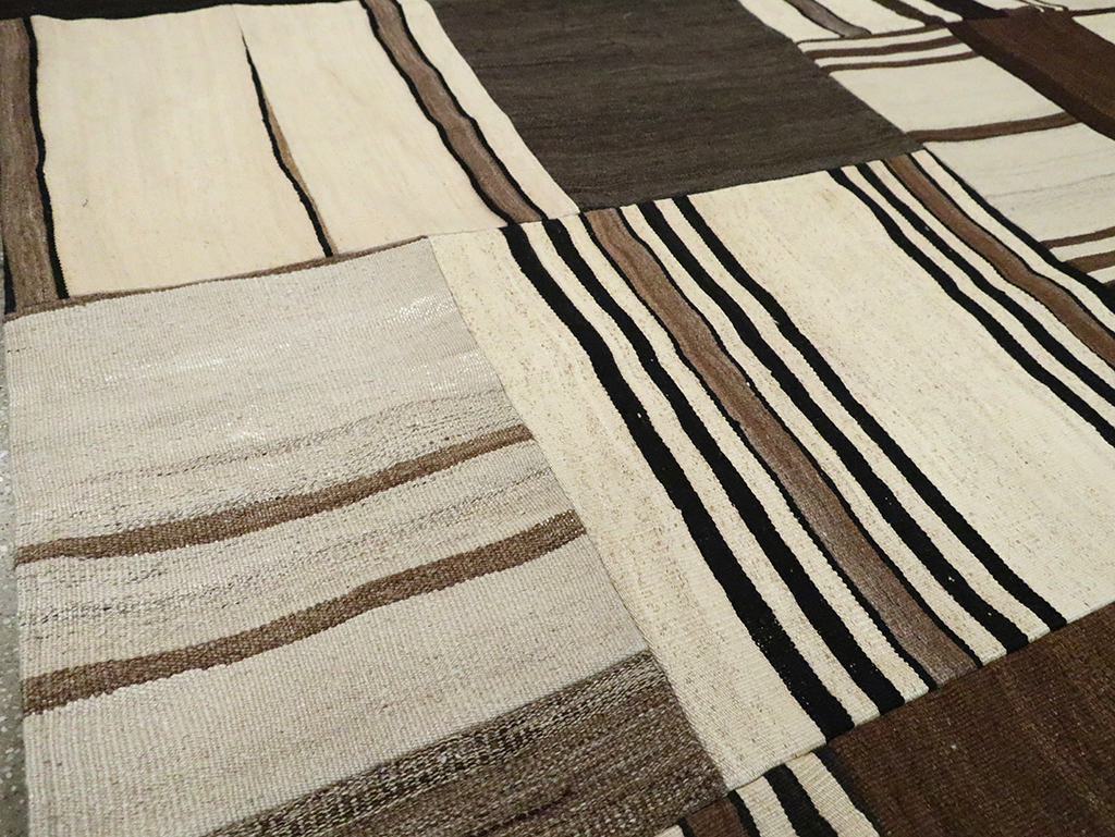 Contemporary Turkish Flatweave Kilim, No.30078 - Galerie Shabab