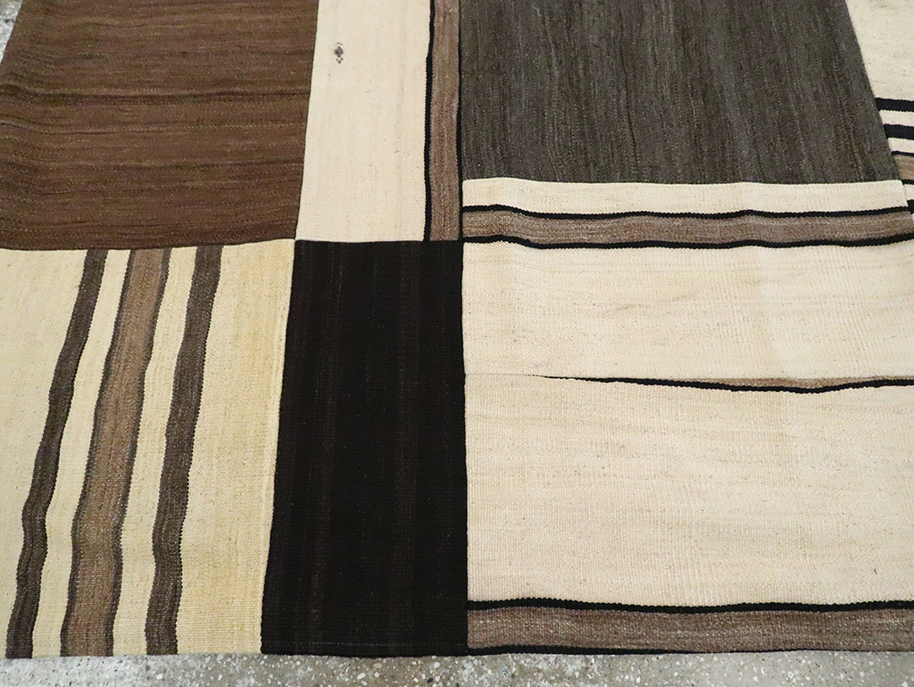 Contemporary Turkish Flatweave Kilim, No.30078 - Galerie Shabab
