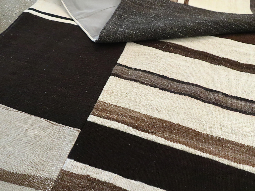 Contemporary Turkish Flatweave Kilim, No.30078 - Galerie Shabab