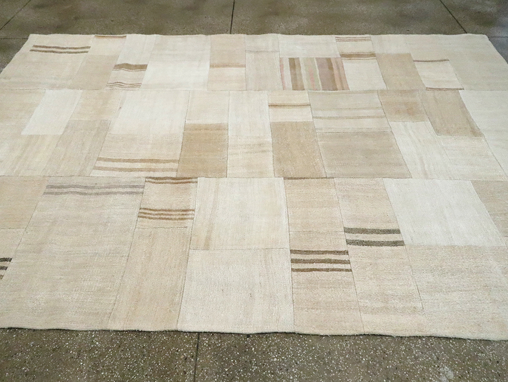 Contemporary Turkish Flatweave Kilim, No.30085 - Galerie Shabab