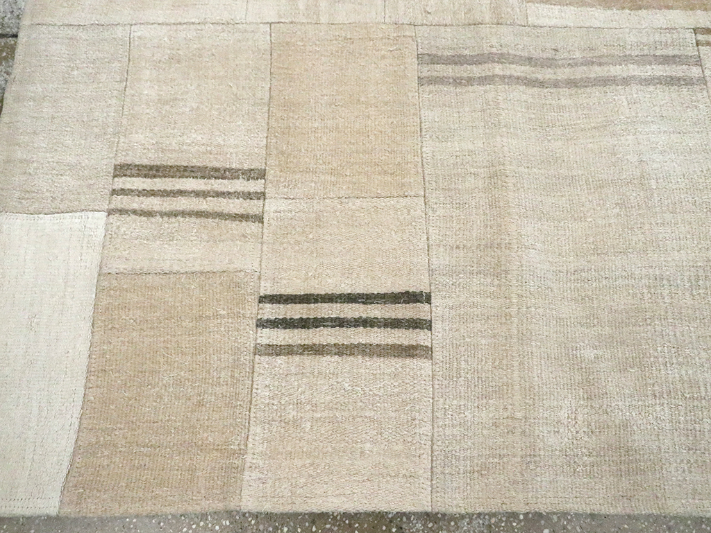 Contemporary Turkish Flatweave, No.30085 - Galerie Shabab