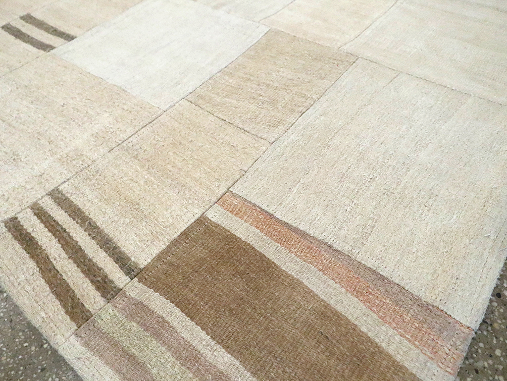 Contemporary Turkish Flatweave Kilim, No.30085 - Galerie Shabab