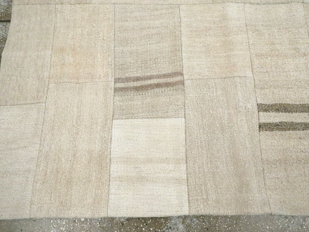 Contemporary Turkish Flatweave, No.30086 - Galerie Shabab