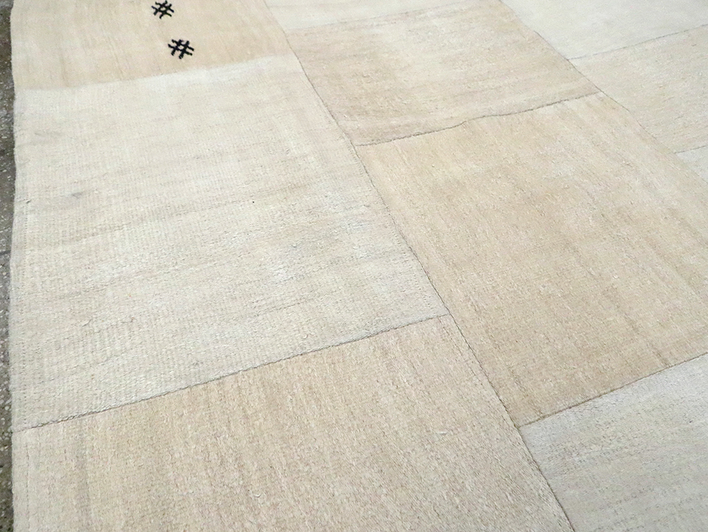 Contemporary Handmade Turkish Flatweave, No.30087 - Galerie Shabab