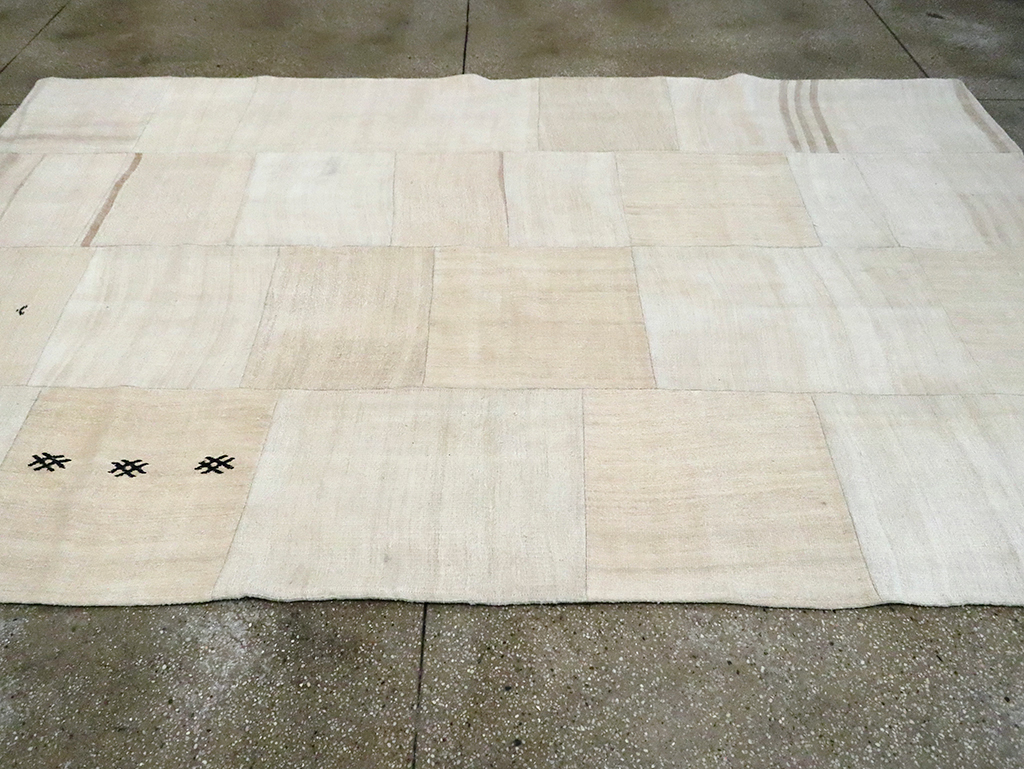 Contemporary Handmade Turkish Flatweave, No.30087 - Galerie Shabab