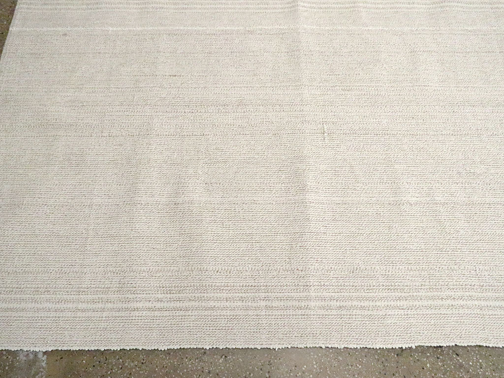 Mid-20th Century Handmade Turkish Flatweave, No.30091 - Galerie Shabab