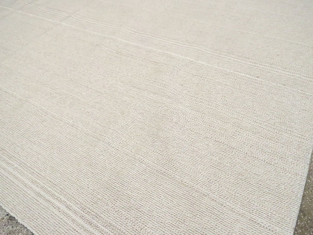 Mid-20th Century Handmade Turkish Flatweave, No.30091 - Galerie Shabab