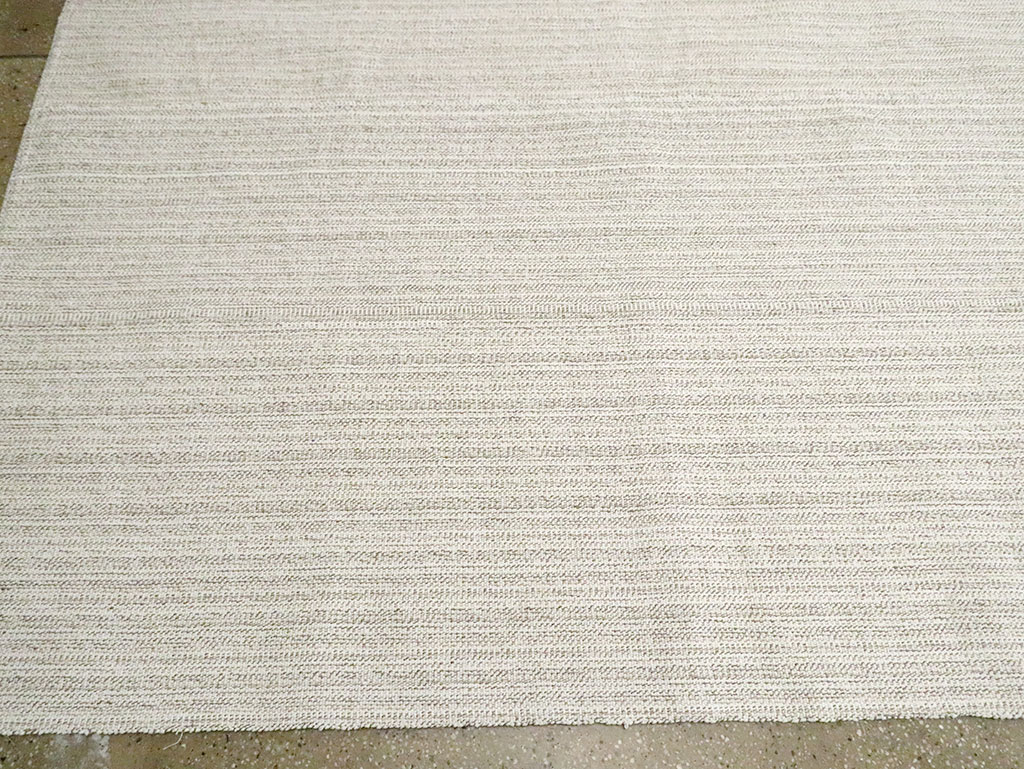 Vintage Turkish Flatweave Kilim Room Size Carpet, No.30092 - Galerie Shabab