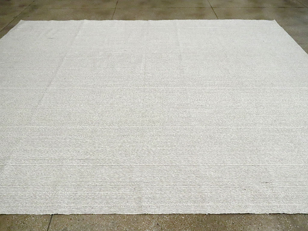 Vintage Turkish Flatweave Kilim Room Size Carpet, No.30093 - Galerie Shabab