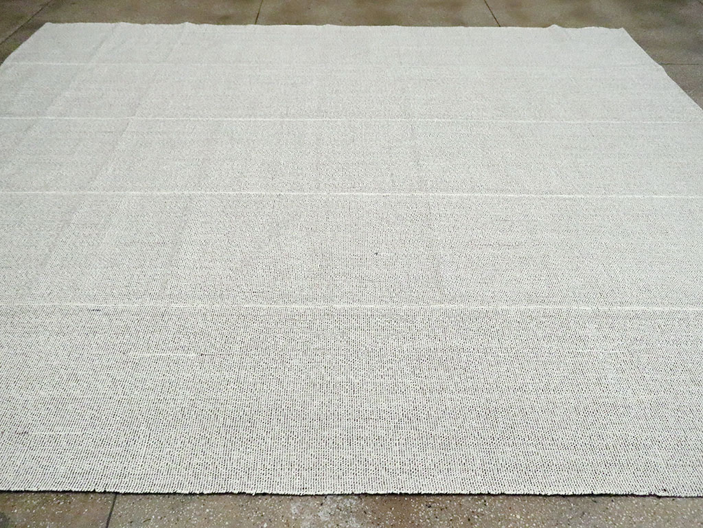 Vintage Turkish Flatweave Kilim Room Size Carpet, No.30096 - Galerie Shabab