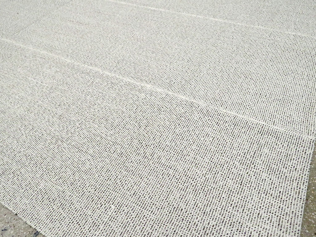 Vintage Turkish Flatweave Kilim Room Size Carpet, No.30096 - Galerie Shabab