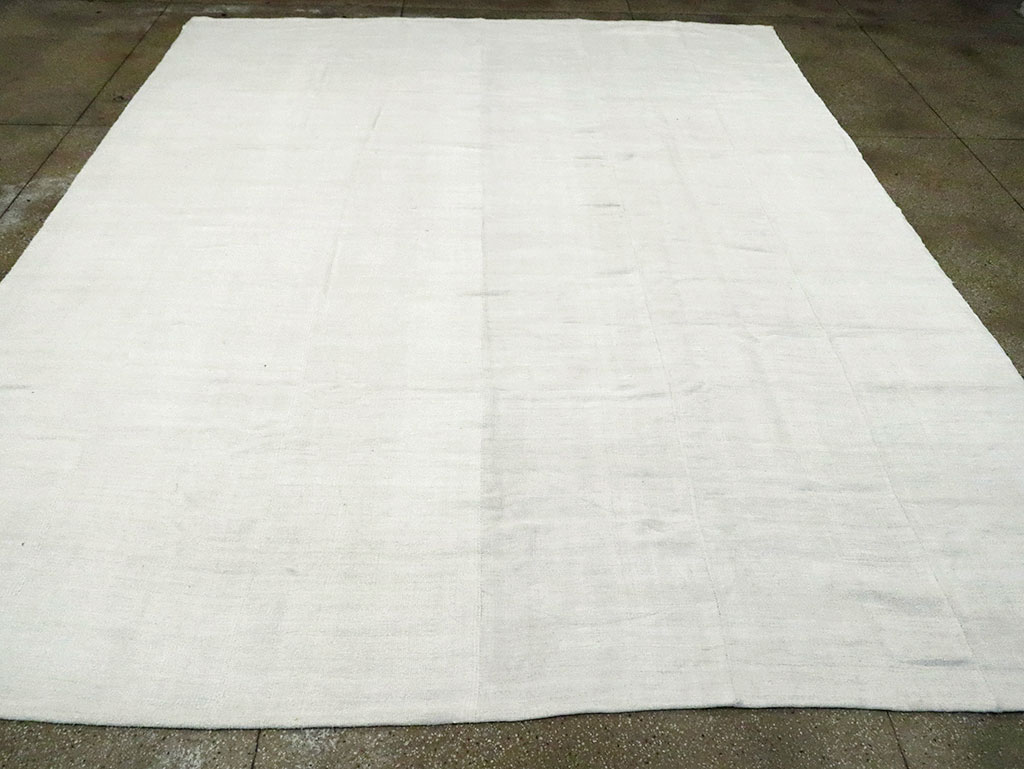 Mid-20th Century Minimalist Turkish Flatweave Kilim, No.30107 - Galerie Shabab