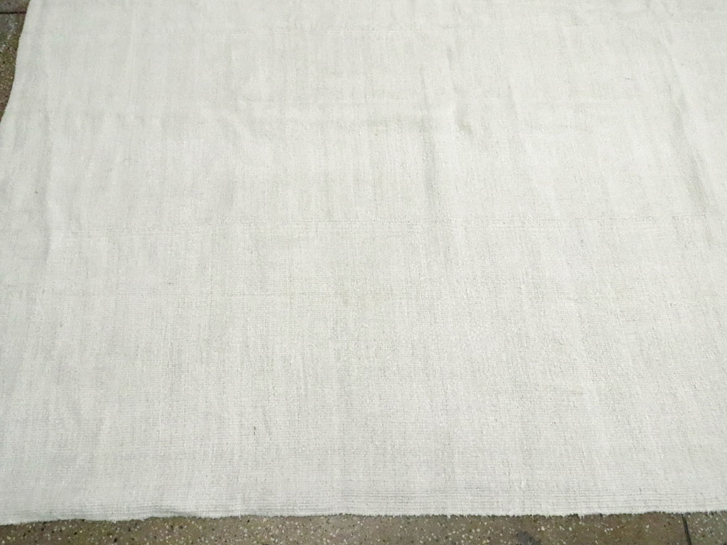 Mid-20th Century Minimalist Turkish Flatweave Kilim, No.30107 - Galerie Shabab