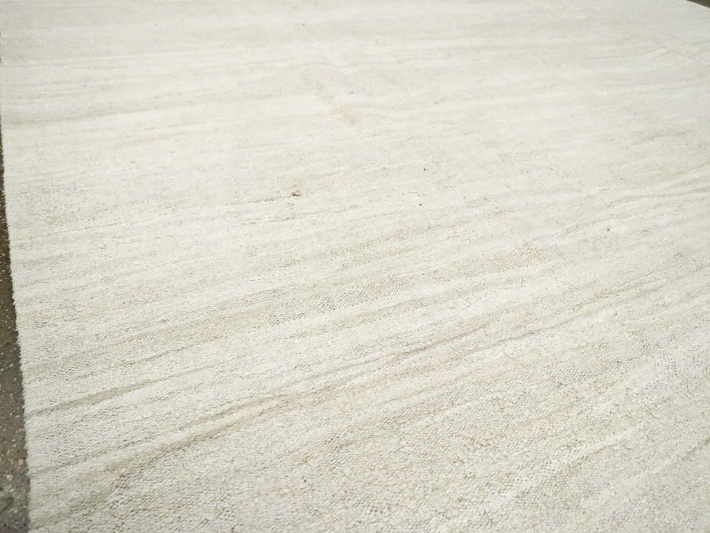 Vintage Turkish Flatweave Kilim Room Size Carpet, No.30108 - Galerie Shabab