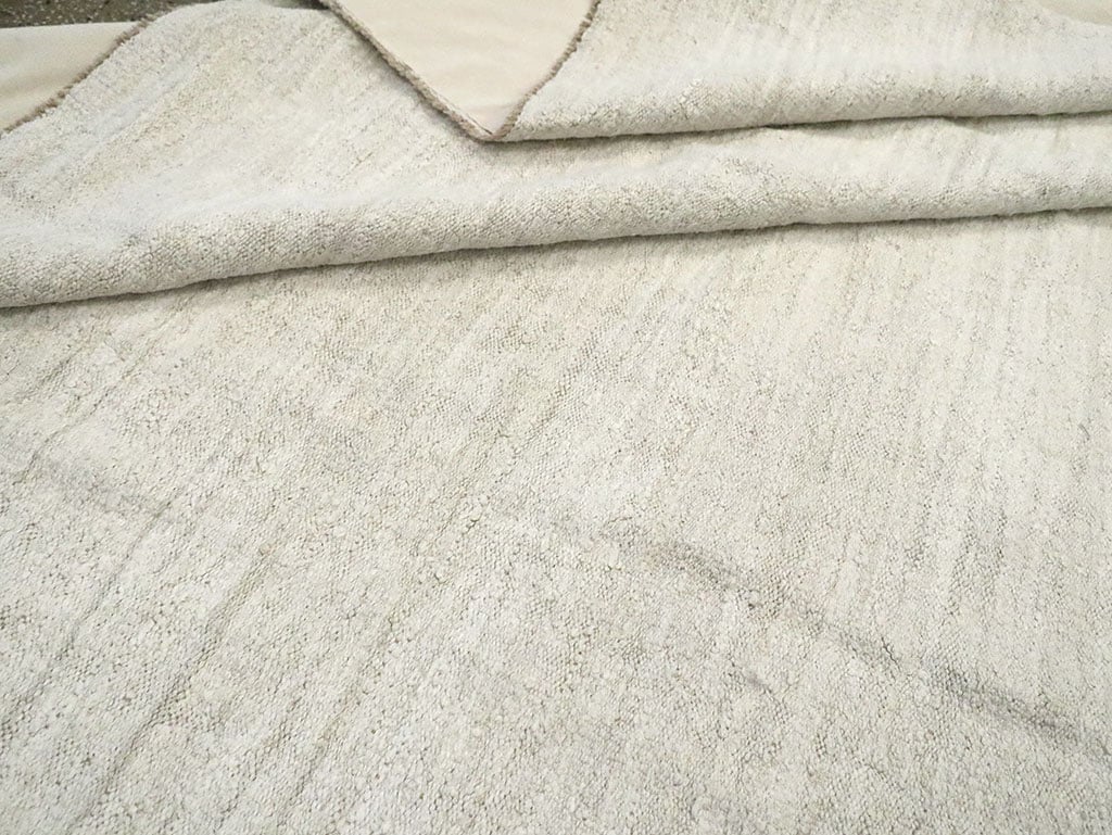 Vintage Turkish Flatweave Kilim Room Size Carpet, No.30108 - Galerie Shabab