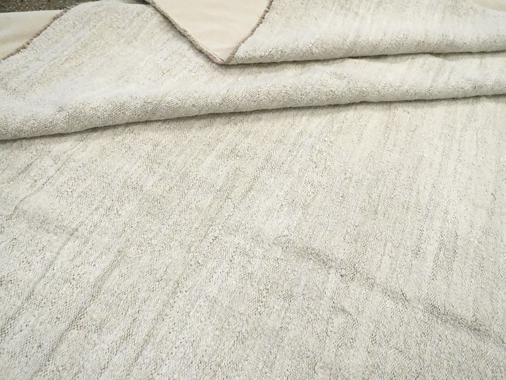 Vintage Turkish Flatweave Kilim Room Size Carpet, No.30108 - Galerie Shabab