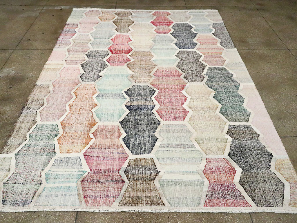 Contemporary Turkish Flatweave Kilim Room Size Carpet, No.30111 - Galerie Shabab