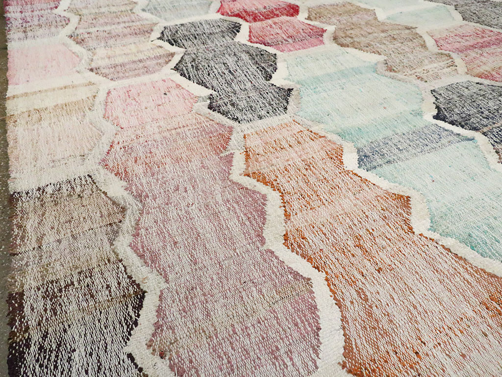 Contemporary Turkish Flatweave Kilim Room Size Carpet, No.30111 - Galerie Shabab