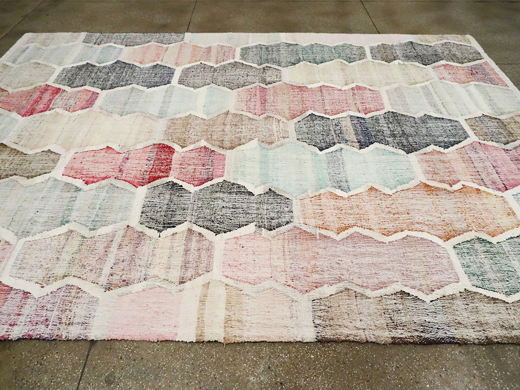 Contemporary Turkish Flatweave Kilim Room Size Carpet, No.30111 - Galerie Shabab