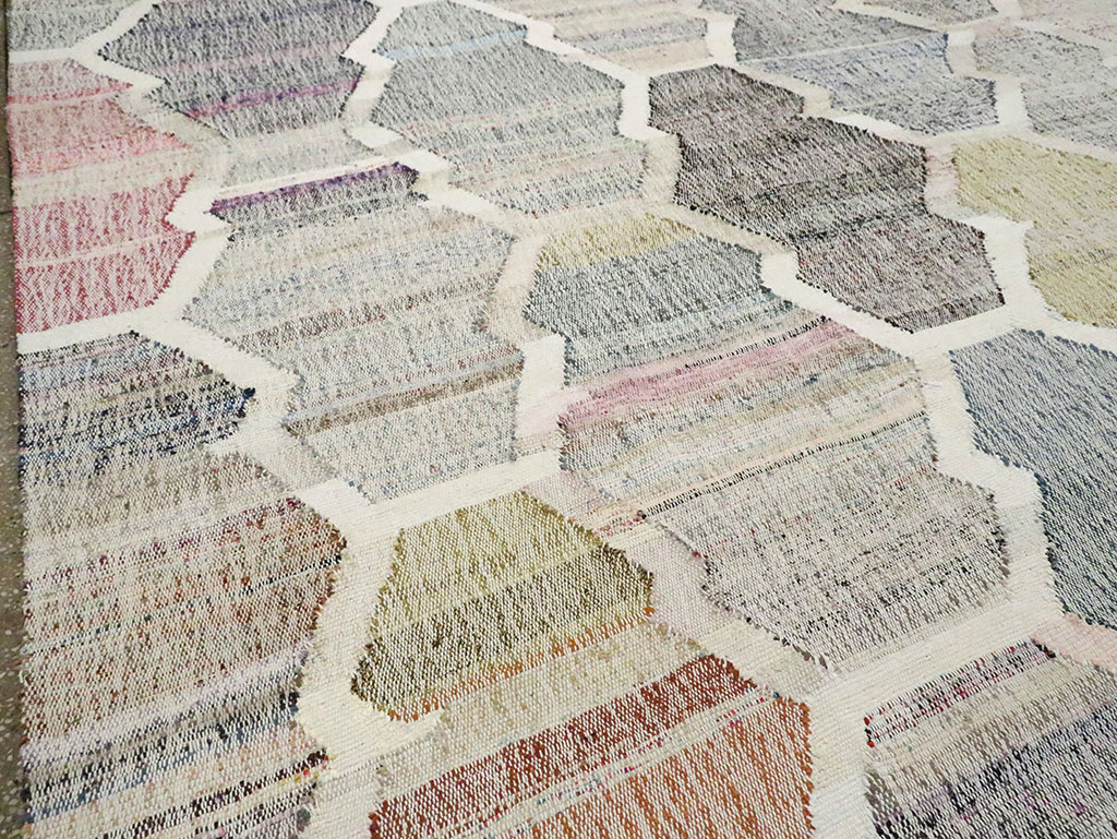 Contemporary Turkish Flatweave Kilim Large Room Size Carpet, No.30115 - Galerie Shabab