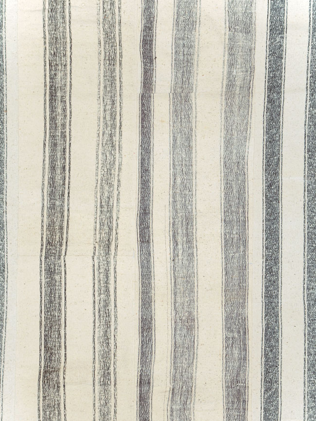 Mid-20th Century Room Size Turkish Flatweave Kilim, No.30120 - Galerie Shabab