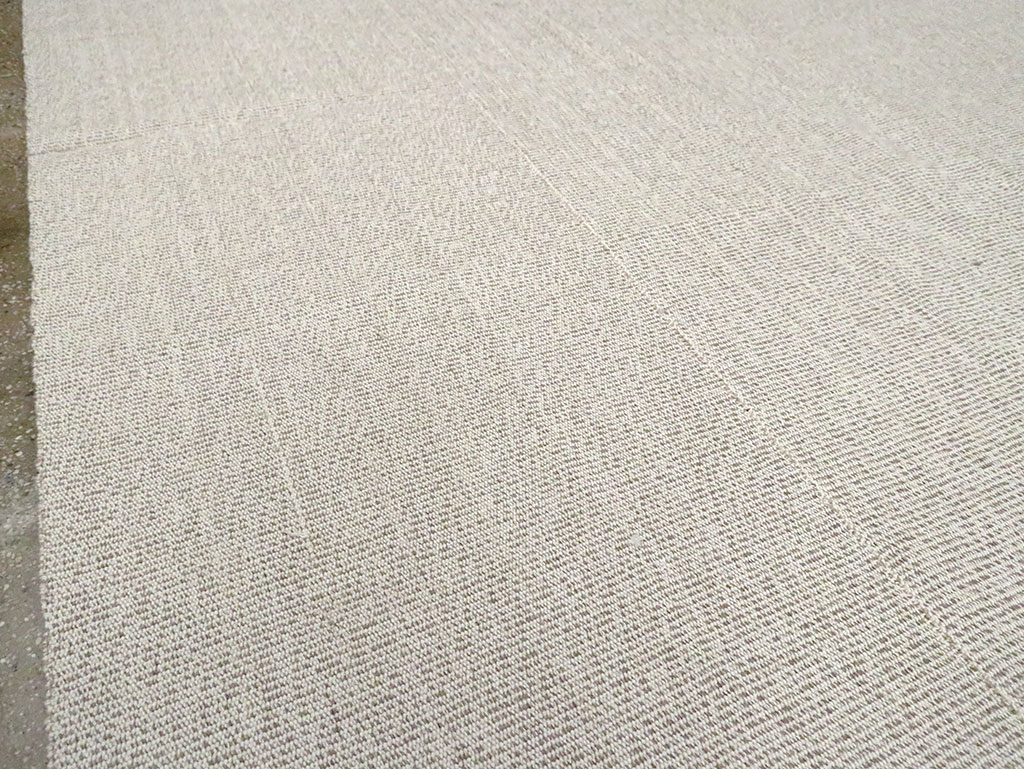 Mid-20th Century Handmade Turkish Flatweave Kilim, No.30122 - Galerie Shabab