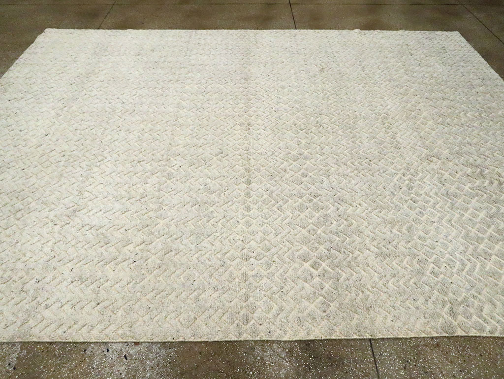 Contemporary Turkish Room Size Carpet, No.30126 - Galerie Shabab