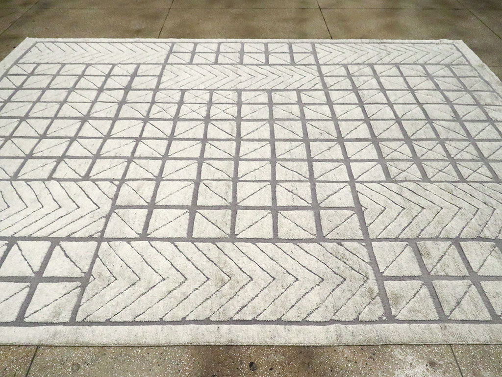 Contemporary Turkish Room Size Carpet, No.30128 - Galerie Shabab