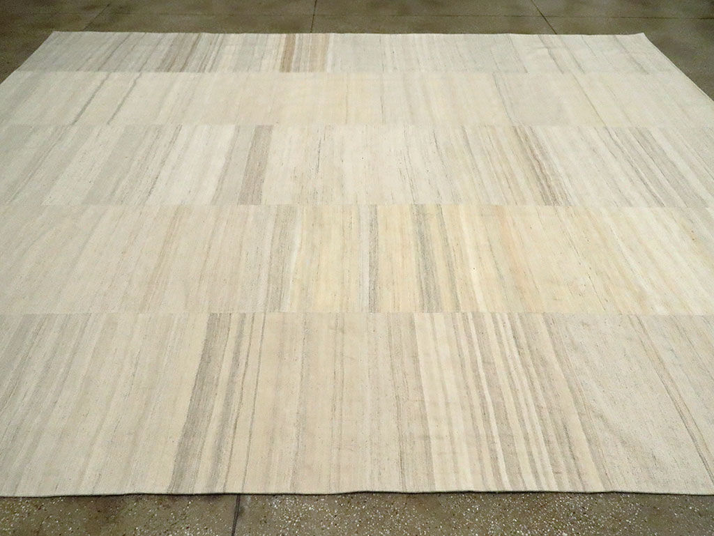 Vintage Turkish Flatweave Kilim Room Size Carpet, No.30131 - Galerie Shabab