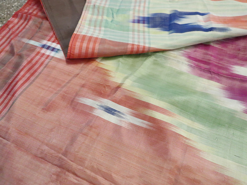 Vintage Central Asian Square Ikat Textile, No.30136 - Galerie Shabab
