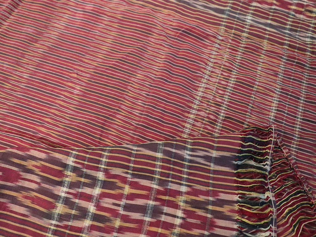 Antique Persian Ikat Textile, No.30139 - Galerie Shabab