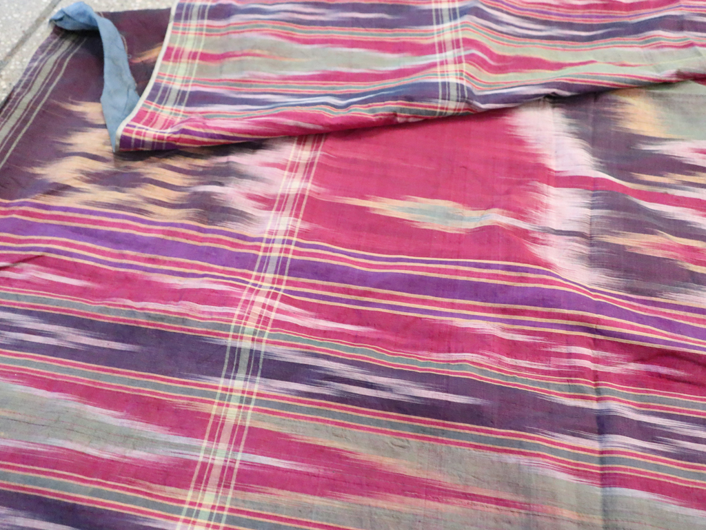 Vintage Persian Yazd Silk Textile, No.30140 - Galerie Shabab