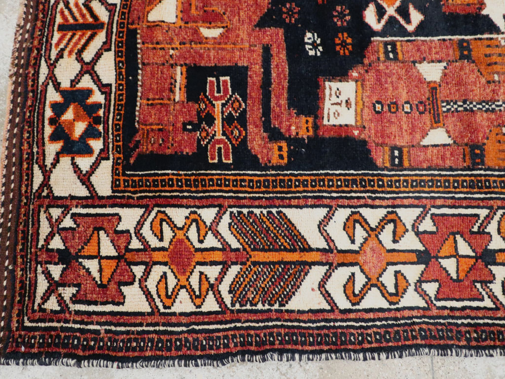 Vintage Persian Pictorial Bakhtiari Rug, No.30145 - Galerie Shabab