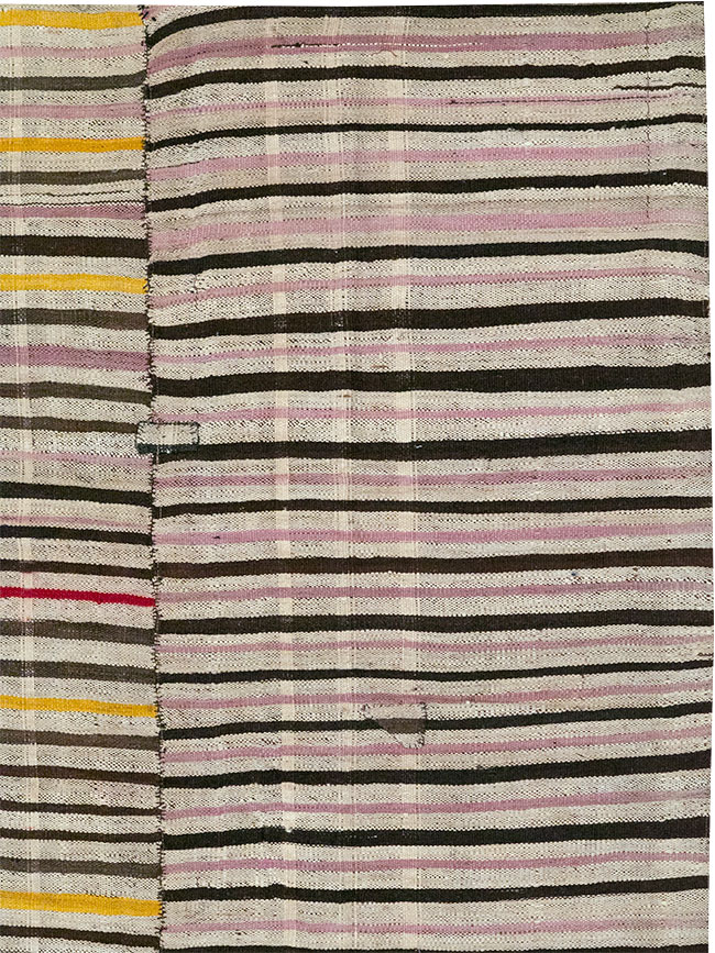 Vintage Persian Flatweave Kilim Accent Carpet, No.30154 - Galerie Shabab