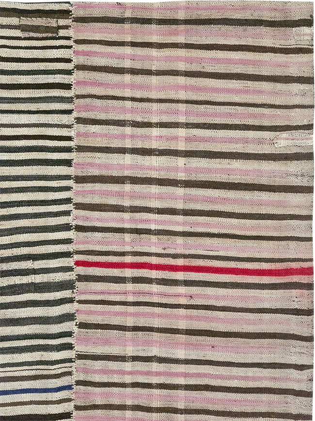 Vintage Persian Flatweave Kilim Accent Carpet, No.30154 - Galerie Shabab