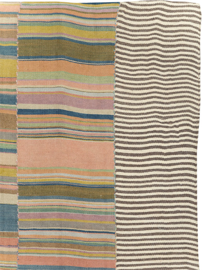 Vintage Turkish Flatweave Kilim Room Size Carpet, No.30158 - Galerie Shabab