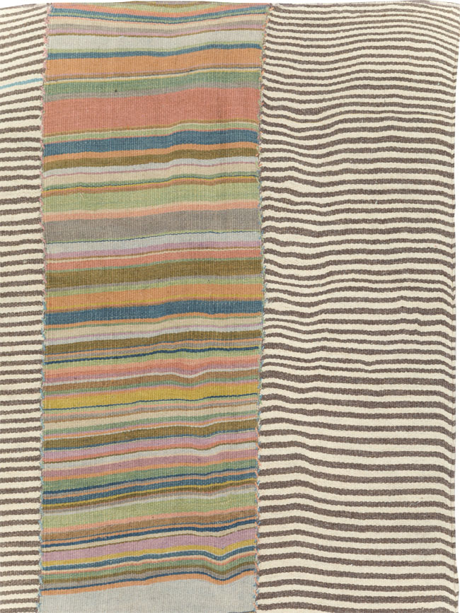 Vintage Turkish Flatweave Kilim Room Size Carpet, No.30158 - Galerie Shabab